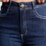 calca_jeans_azul_modelagem_classica_exclusiva_6441_variacao_60425_3_f1d059c5791766ad2287505b90e06dde