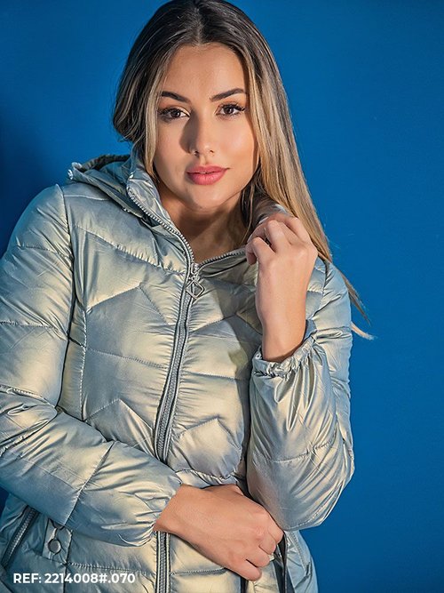 jaqueta_feminina_metalizada_gola_pelo_removivel_6155_variacao_57751_2_2ca8c8f8b51af20dedb15cdf81643d3c