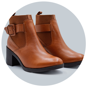 bota feminina couro fivela