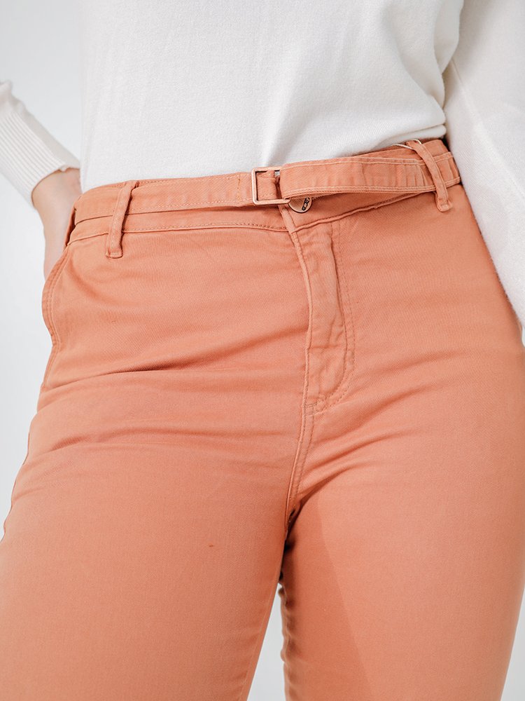 Calça Feminina Sarja Reta Social com Cinto Imagem 4