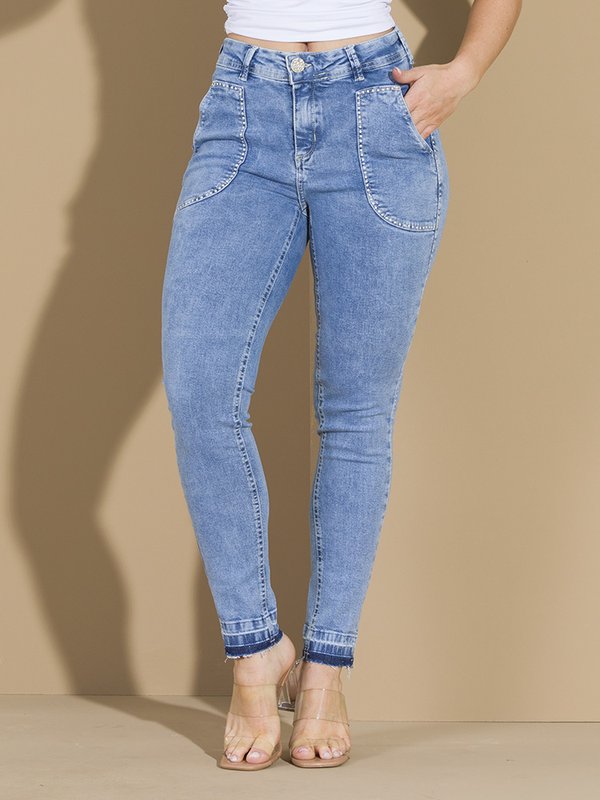 Calça Feminina Jeans Skinny Bolso Amplo Calça Feminina Jeans Skinny Bolso Amplo