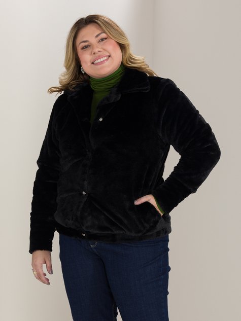 Casaco Feminino de Pelinhos Plus Size (Preto)