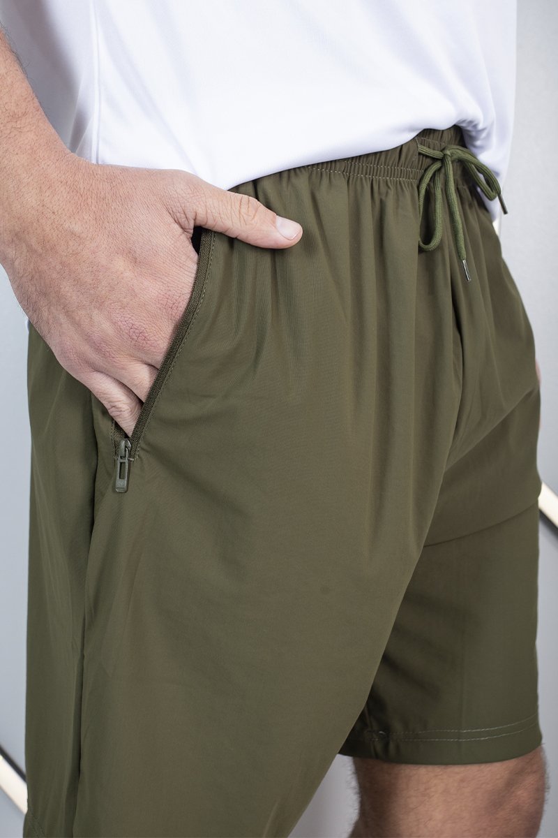Bermuda masculina bolsos utilit&aacute;rios